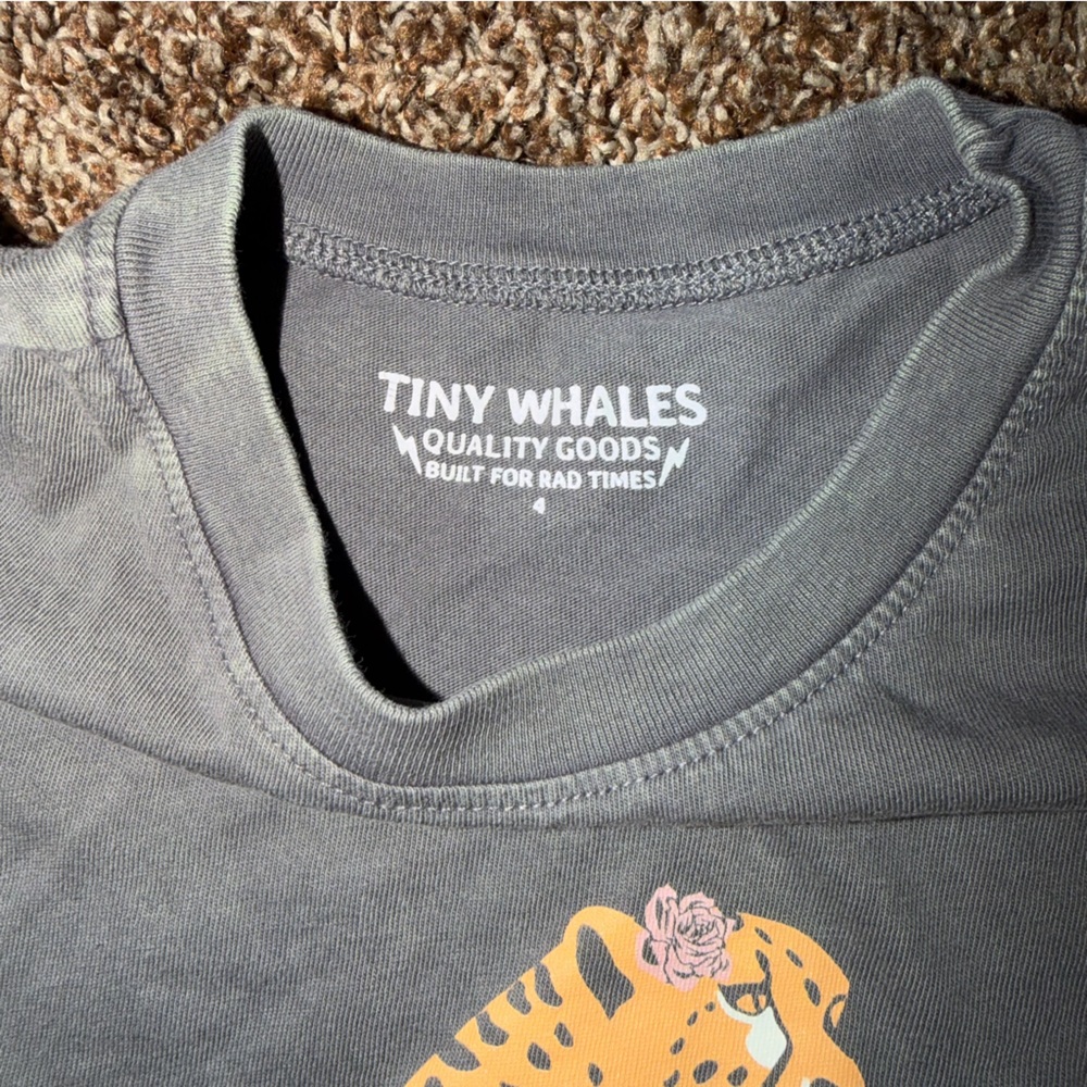 Tiny Whales Gray Kids T-Shirt with Cheetah and Floral Design - Picture 2 of 4